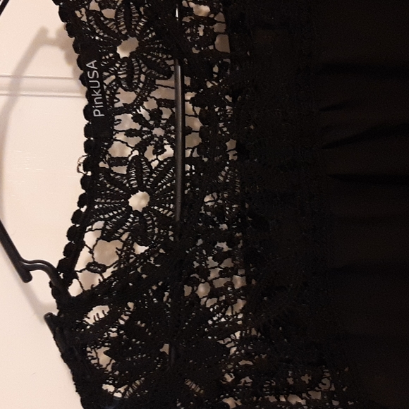 Black laced blouse - Picture 3 of 4